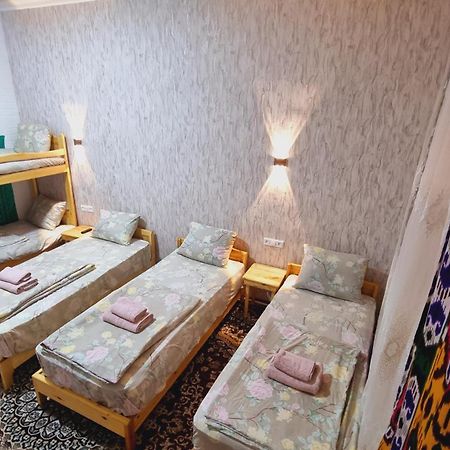 Bed and Breakfast Naqqosh Хіва Екстер'єр фото