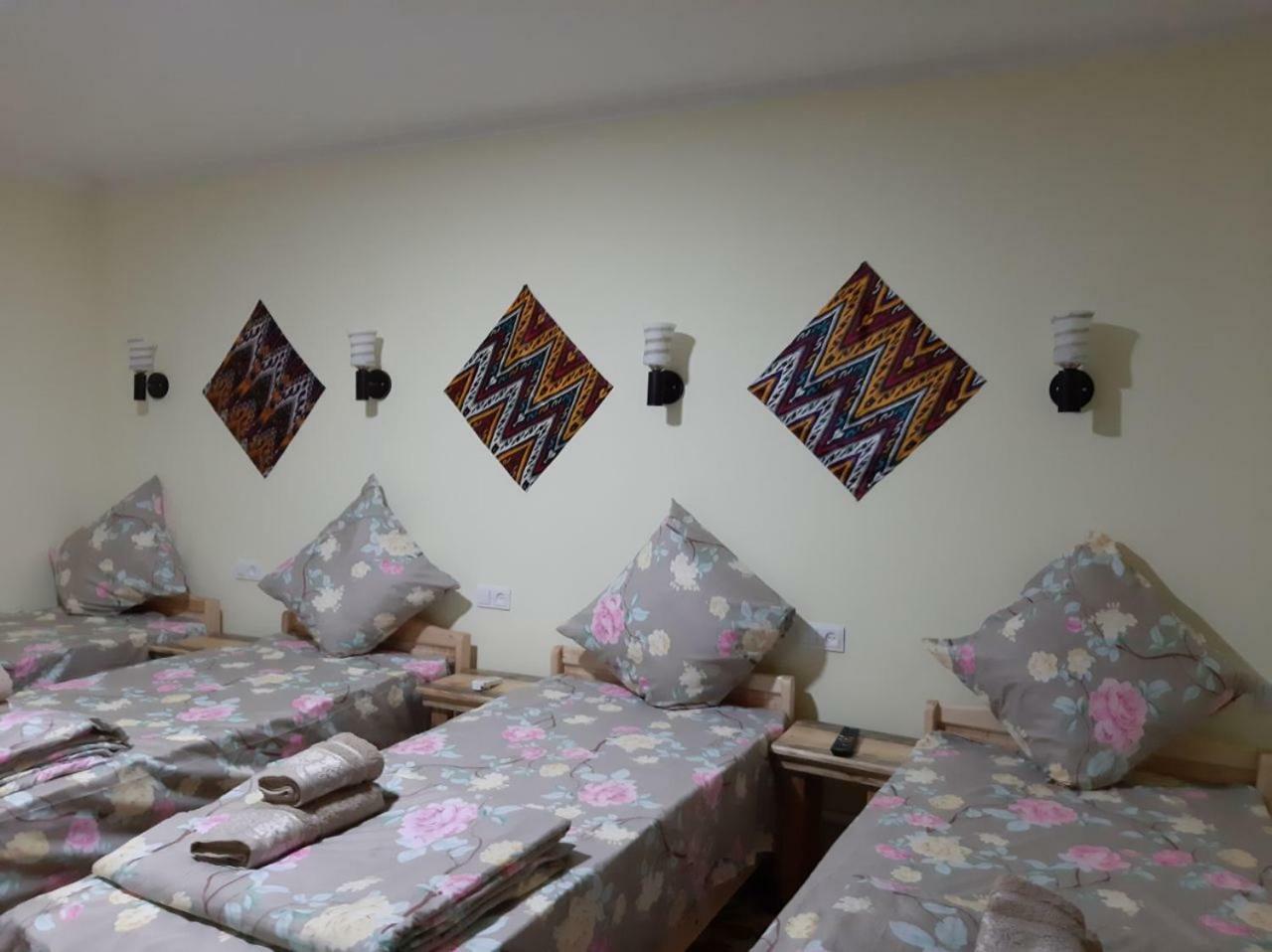 Bed and Breakfast Naqqosh Хіва Екстер'єр фото